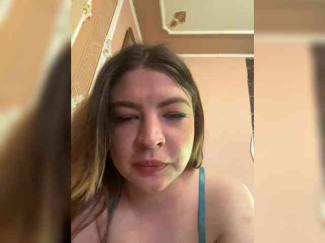 LilianLovee webcam