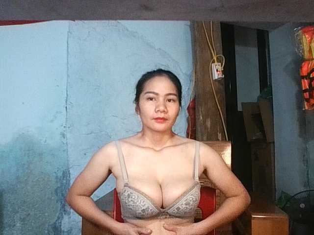 EllaShow93 live cam preview
