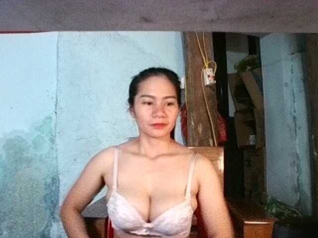 EllaShow93 live cam