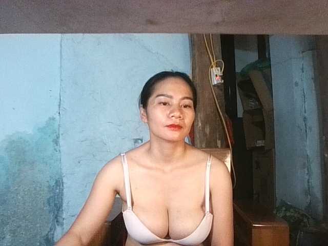 EllaShow93 live cam preview