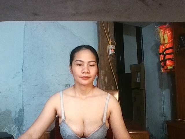 ellashow93 online
