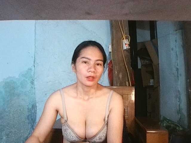EllaShow93 live cam preview