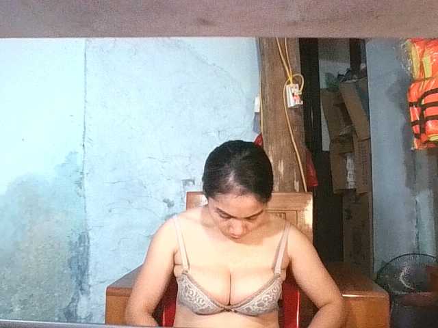 EllaShow93
