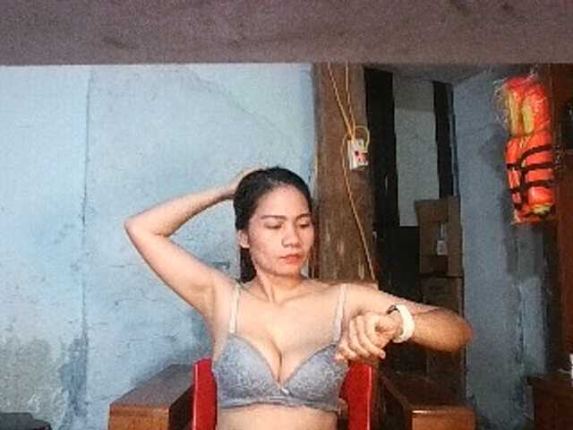 EllaShow93