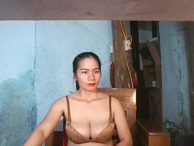 EllaShow93 live cam preview
