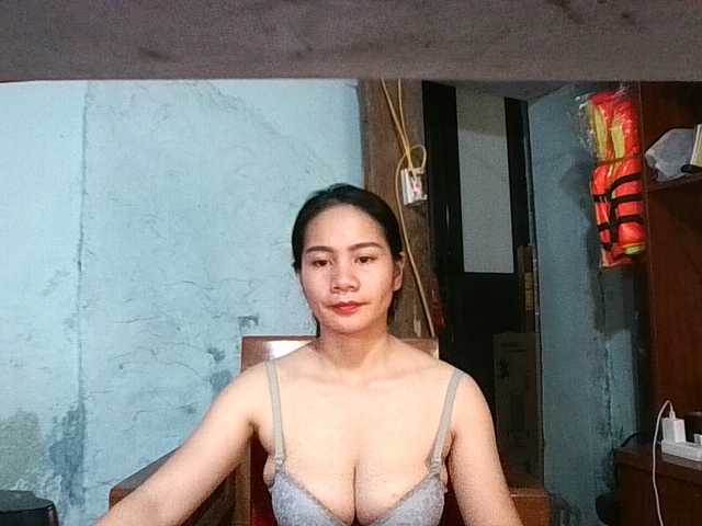 EllaShow93 webcam
