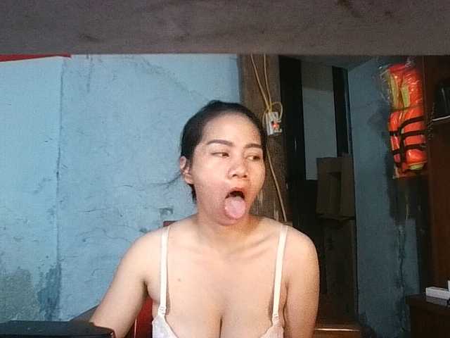 EllaShow93