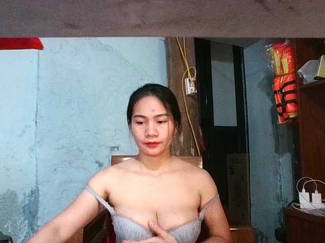 EllaShow93 live cam
