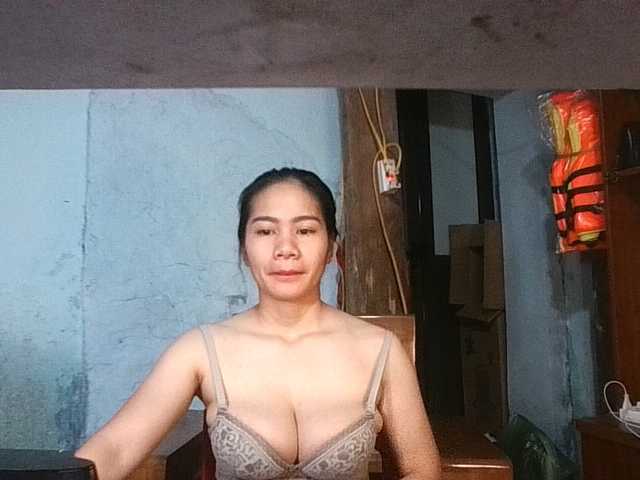 EllaShow93 live cam