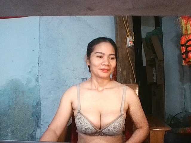 EllaShow93 live cam preview