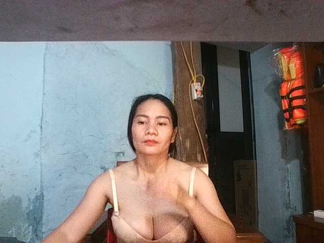 ellashow93 online