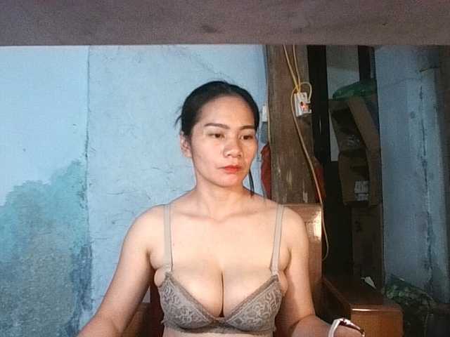 EllaShow93 live cam preview