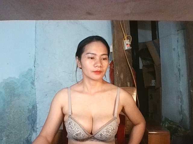 EllaShow93 live cam preview