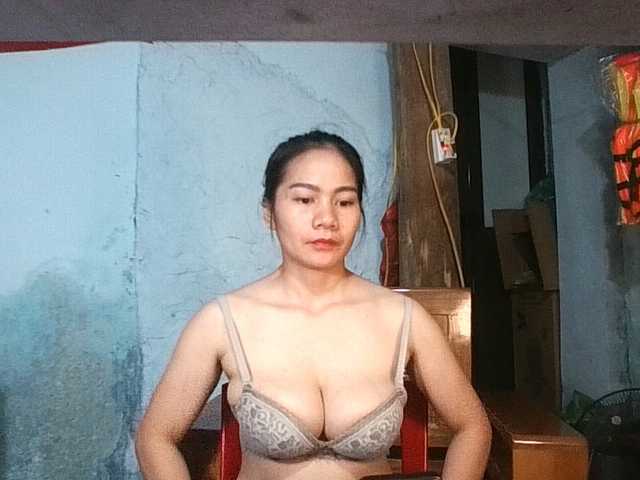 EllaShow93 live cam preview