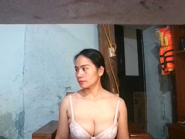 ellashow93 online