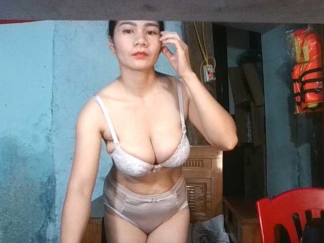 EllaShow93