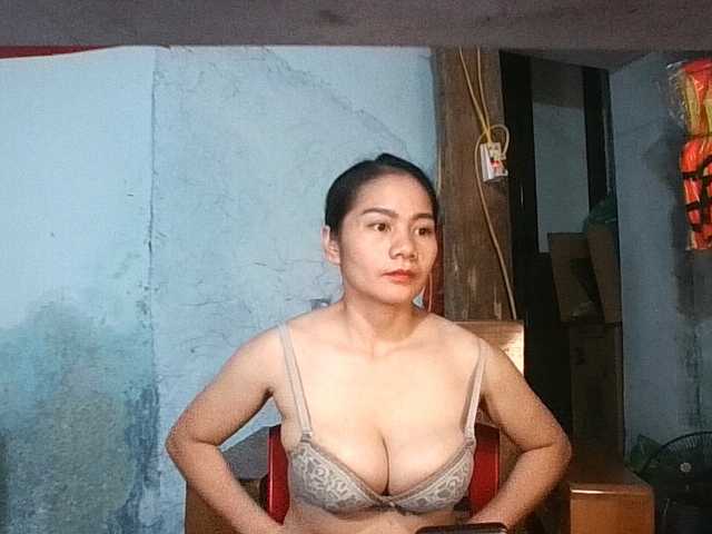 EllaShow93 live cam preview