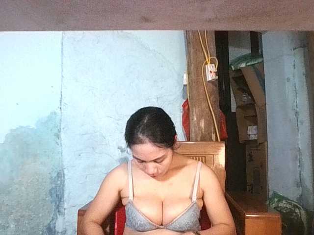 EllaShow93