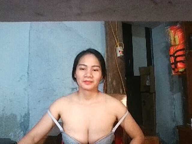 ellashow93 online