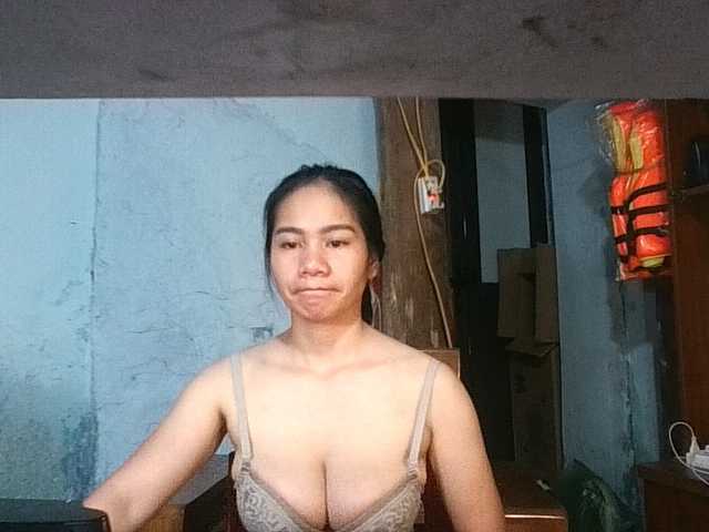 EllaShow93 live cam