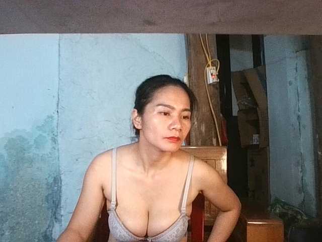 EllaShow93 live cam preview
