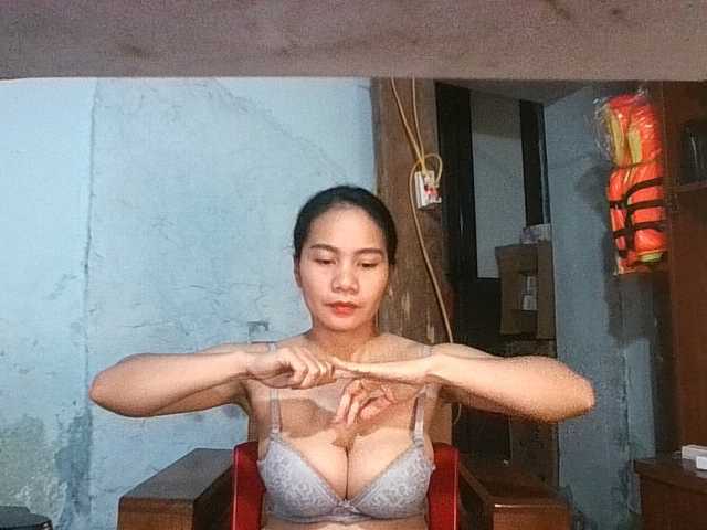 ellashow93 online