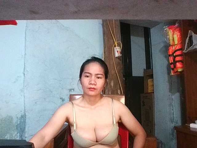 EllaShow93 webcam