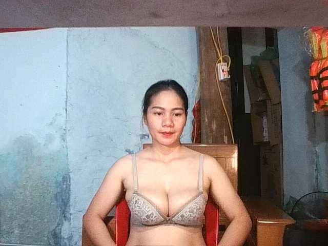 EllaShow93 live cam preview