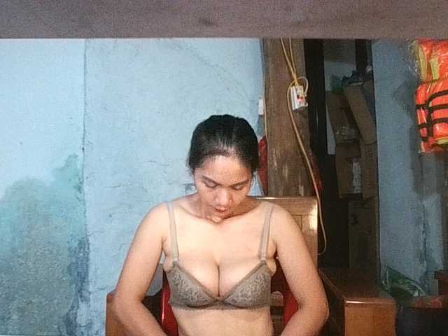 EllaShow93