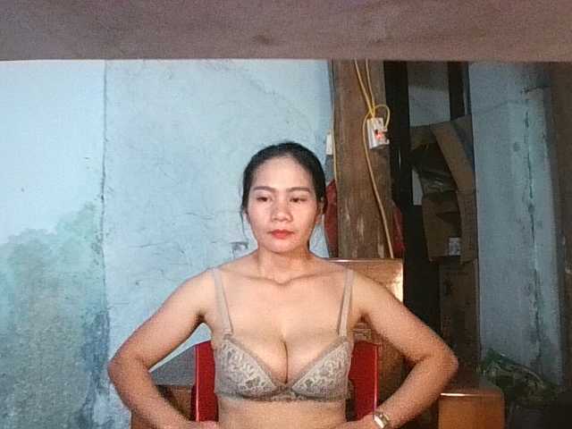 EllaShow93 live cam preview