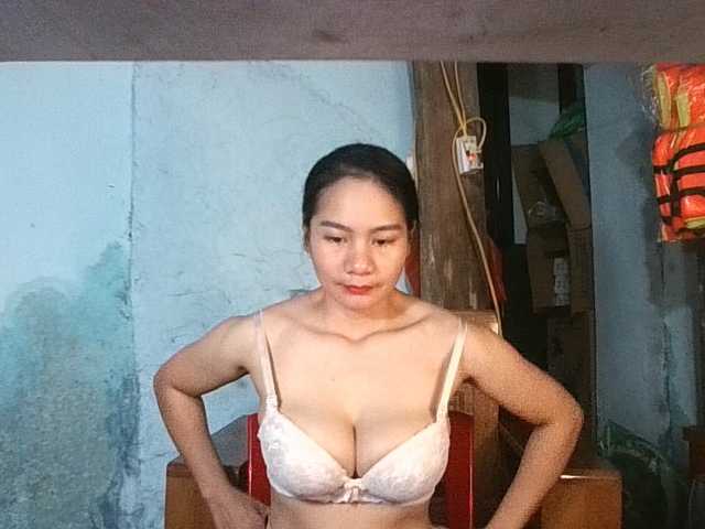 EllaShow93 live cam preview