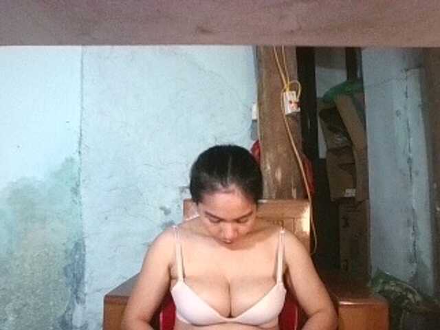 EllaShow93 live cam preview