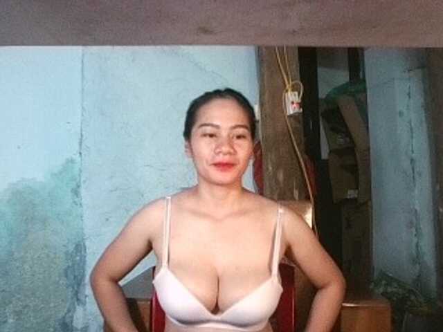 EllaShow93 live cam preview