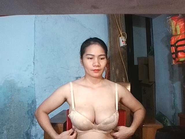 EllaShow93 live cam preview