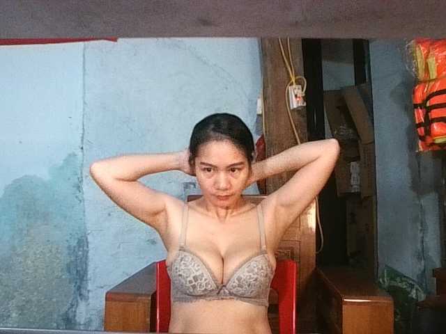 EllaShow93
