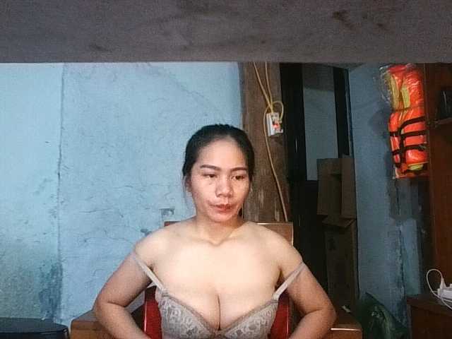 EllaShow93 live cam