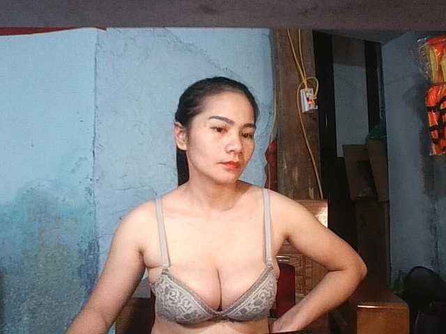 EllaShow93 live cam preview