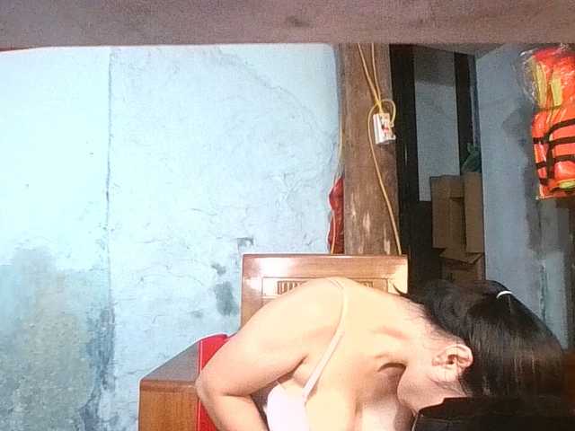 EllaShow93