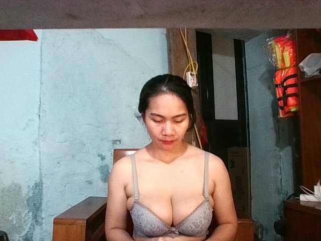 EllaShow93