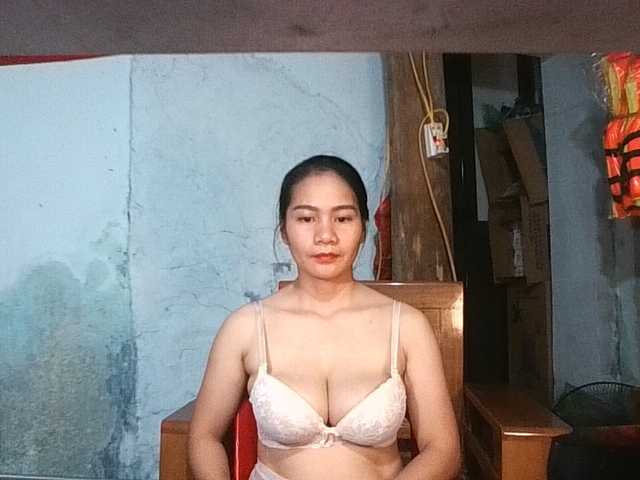 EllaShow93 live cam preview