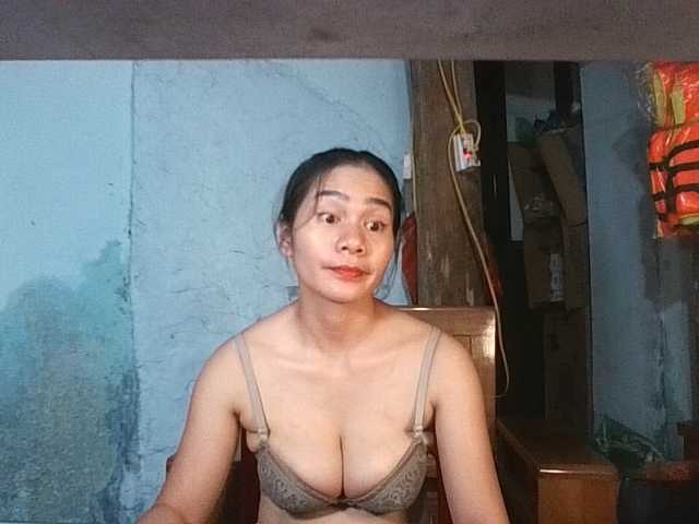 EllaShow93 live cam