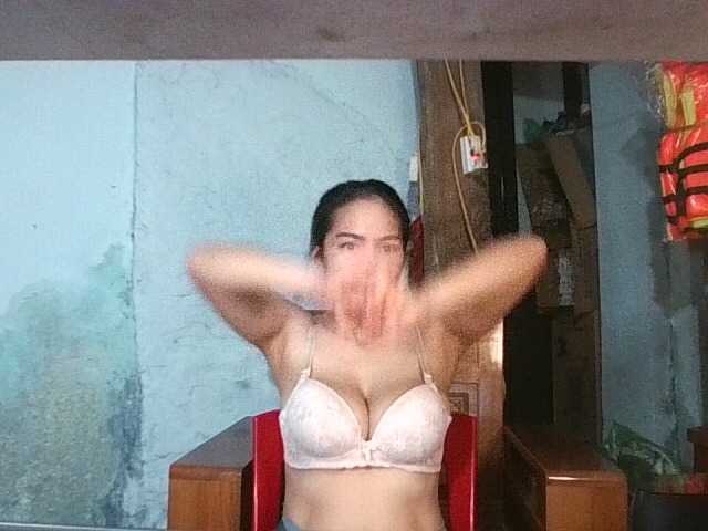 EllaShow93
