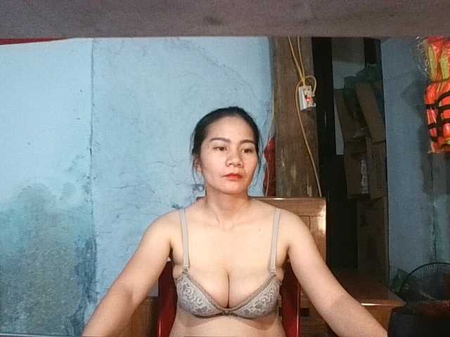 EllaShow93 live cam preview