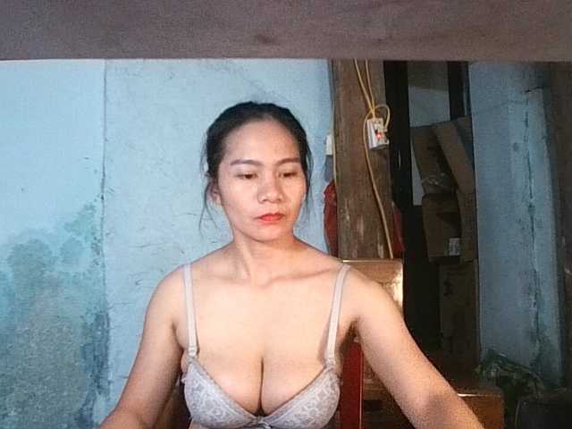 EllaShow93 live cam preview