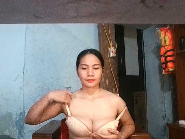 ellashow93 online