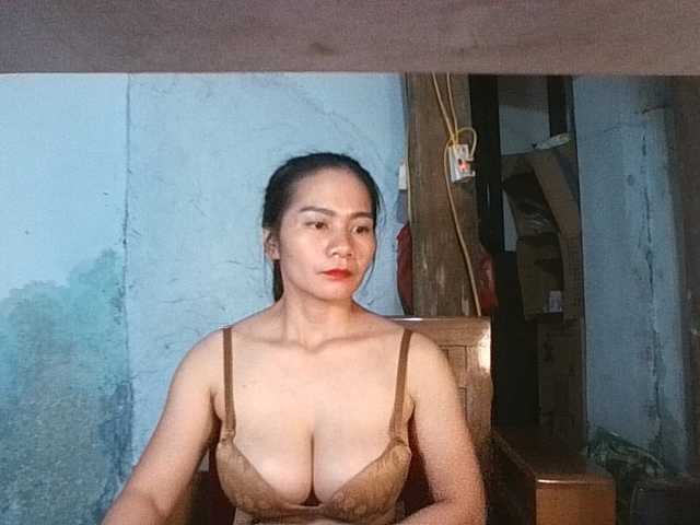 EllaShow93 live cam preview