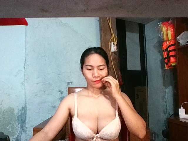 EllaShow93