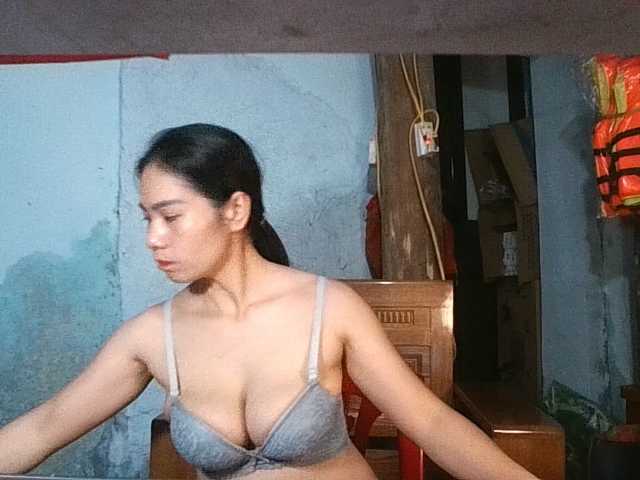 EllaShow93
