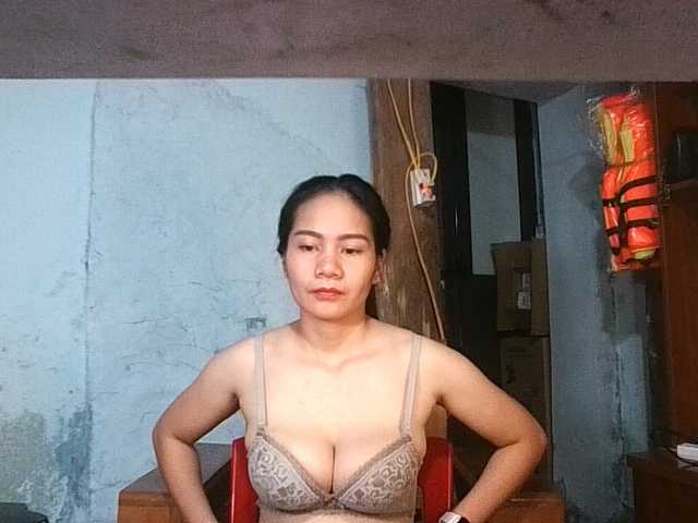 ellashow93 online