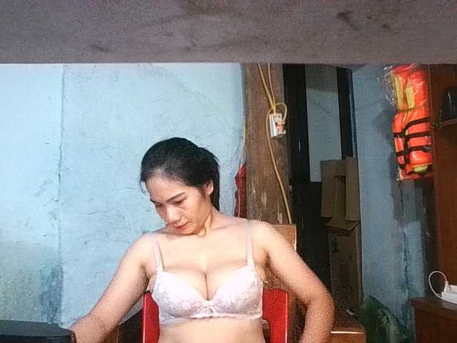 EllaShow93